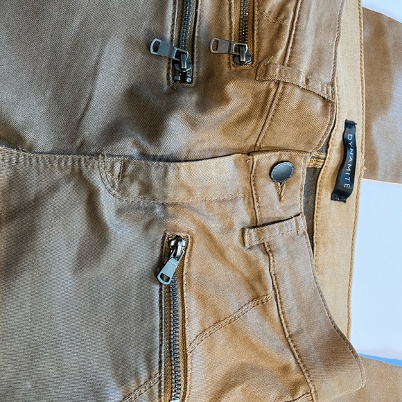Never worn brown dynamite jeans size 26 - Picture 3 of 4